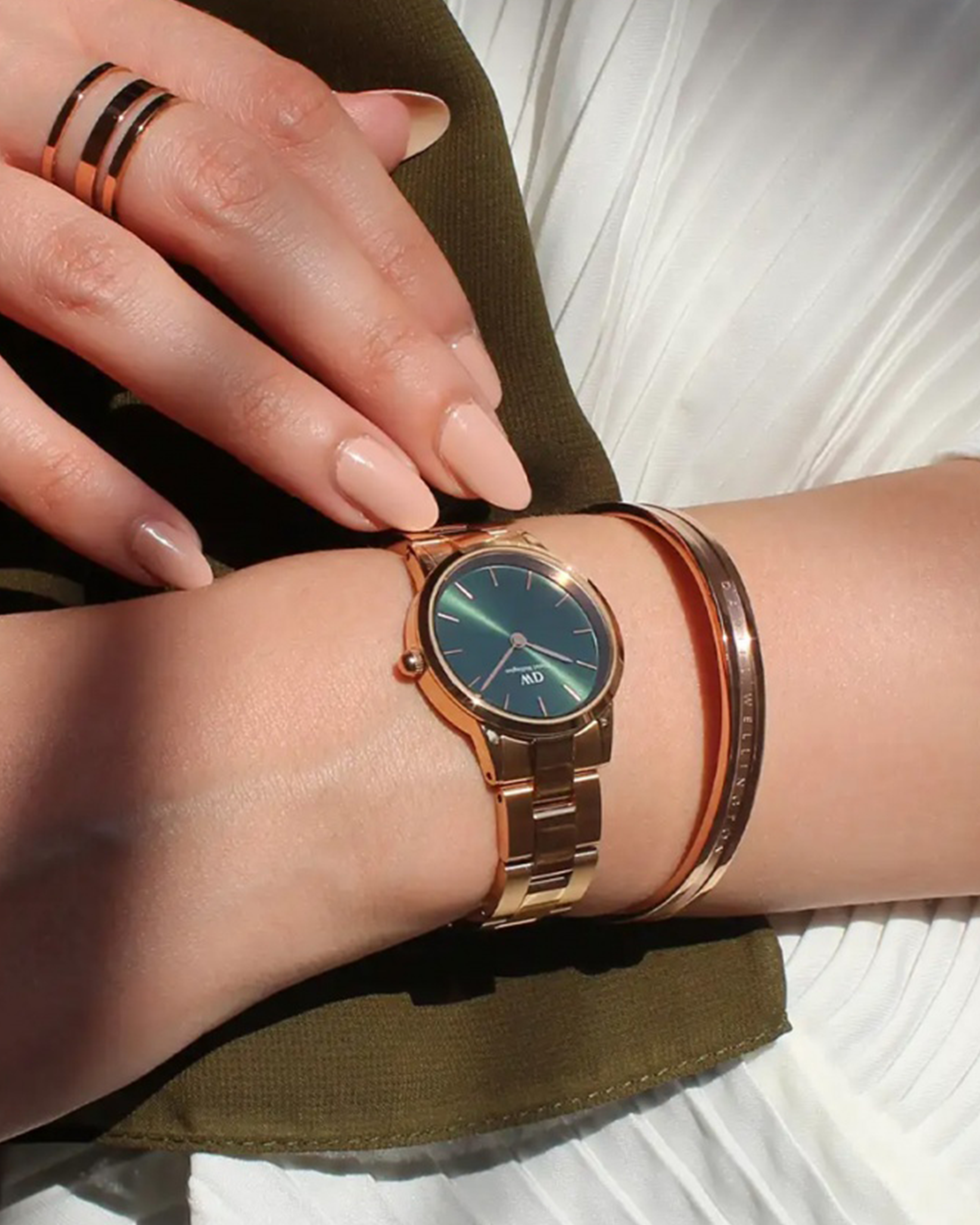DW00100420 Iconic Link 32mm