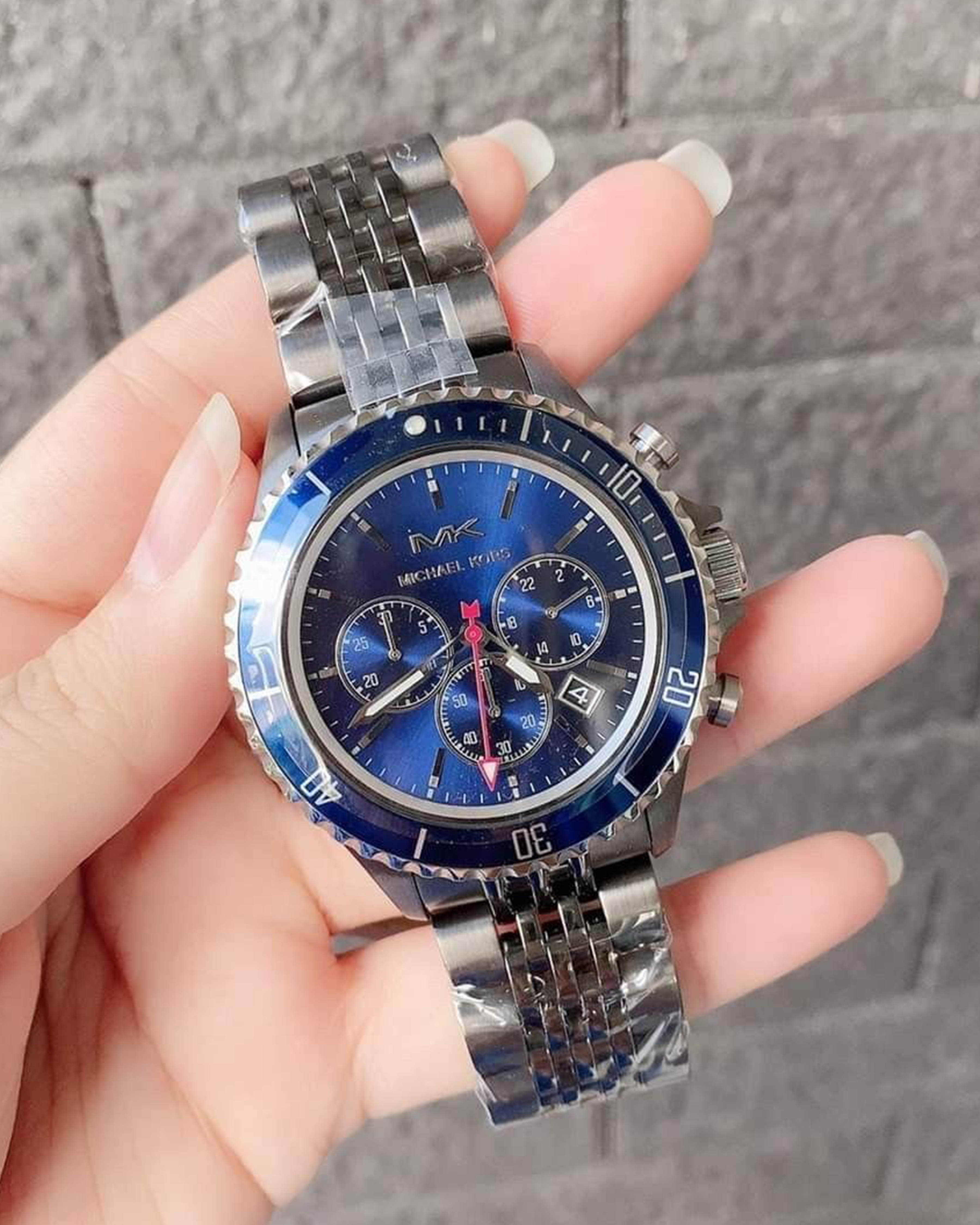 MK8727 Bayville Watch