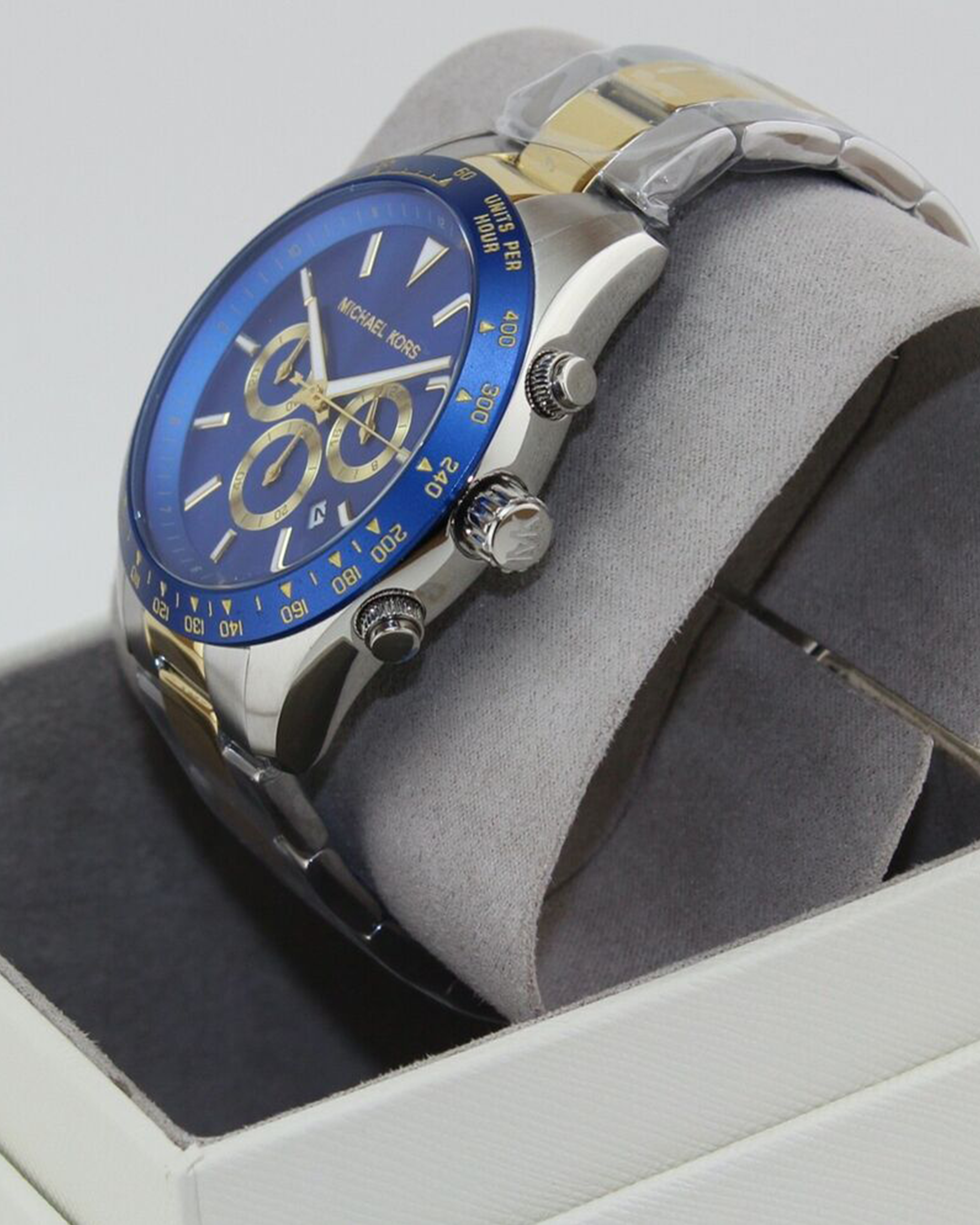 MK8825 Layton Watch