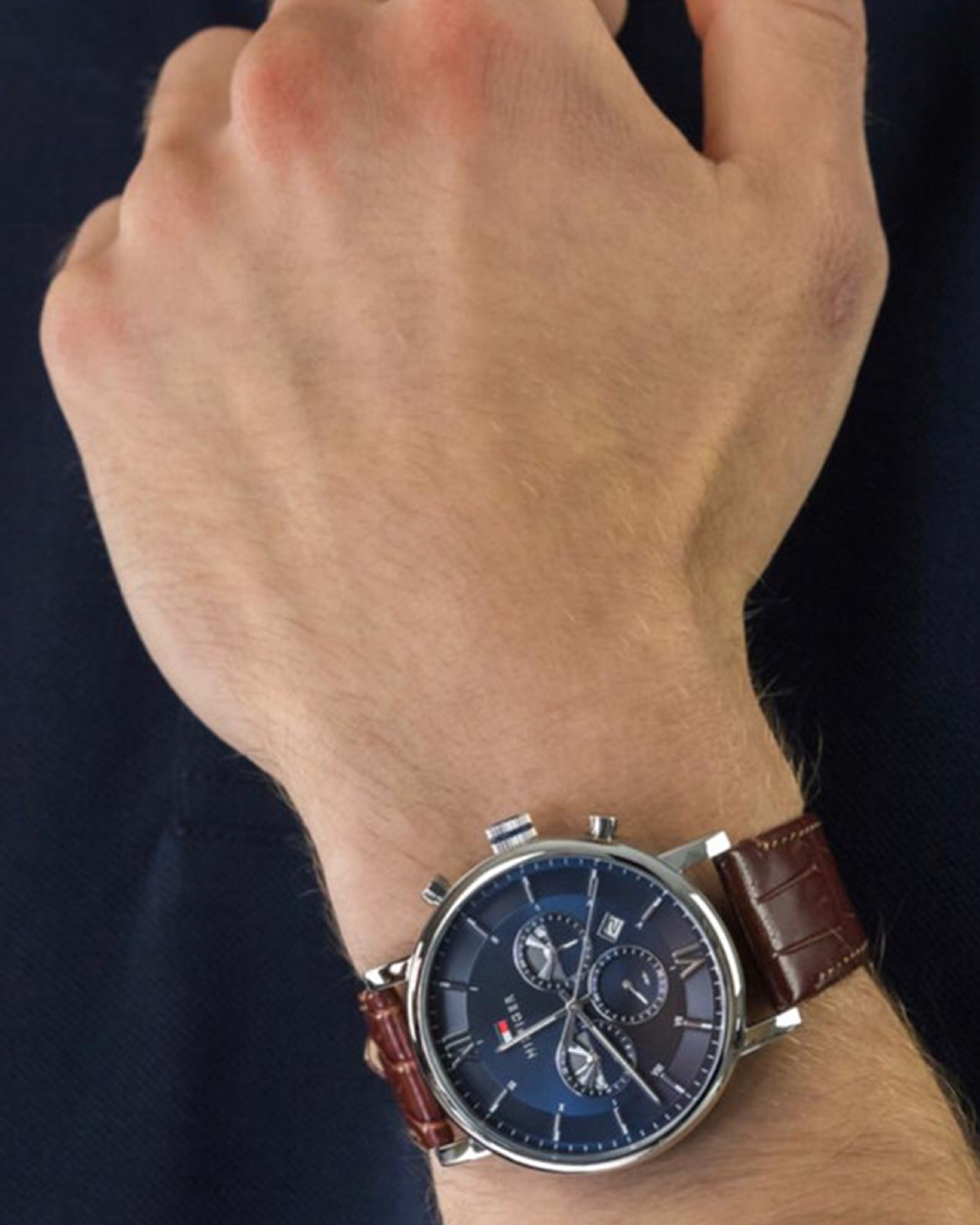 1710393 Leather Strap Watch