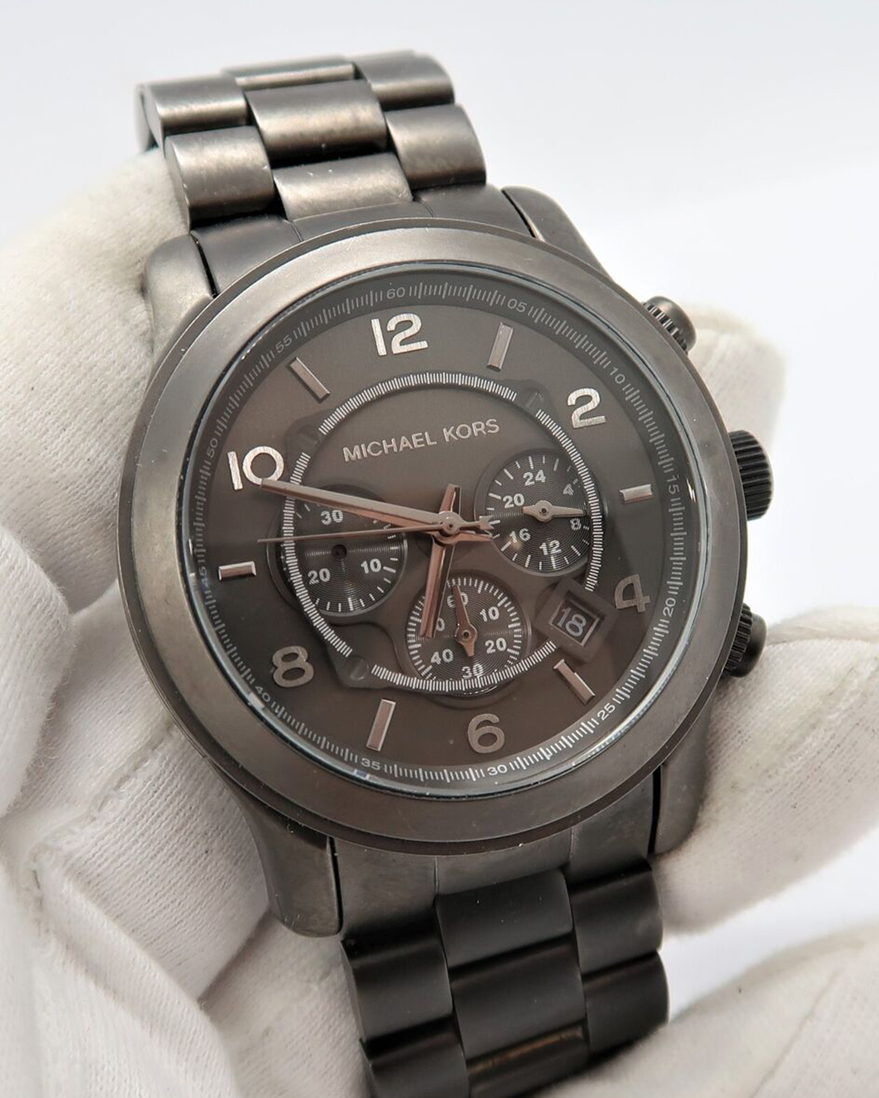 MK8226 Runway Watch