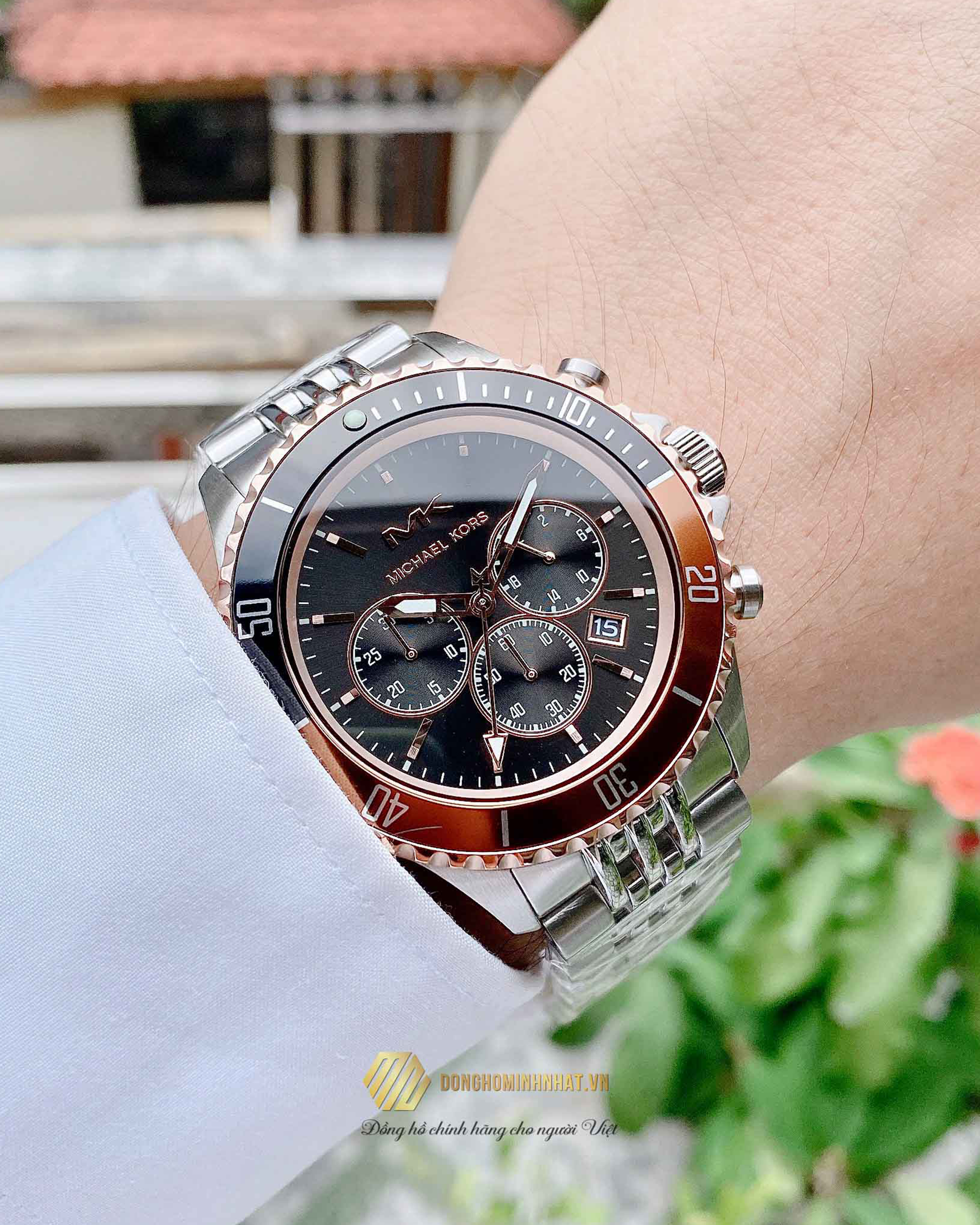 MK8725 Bayville Watch