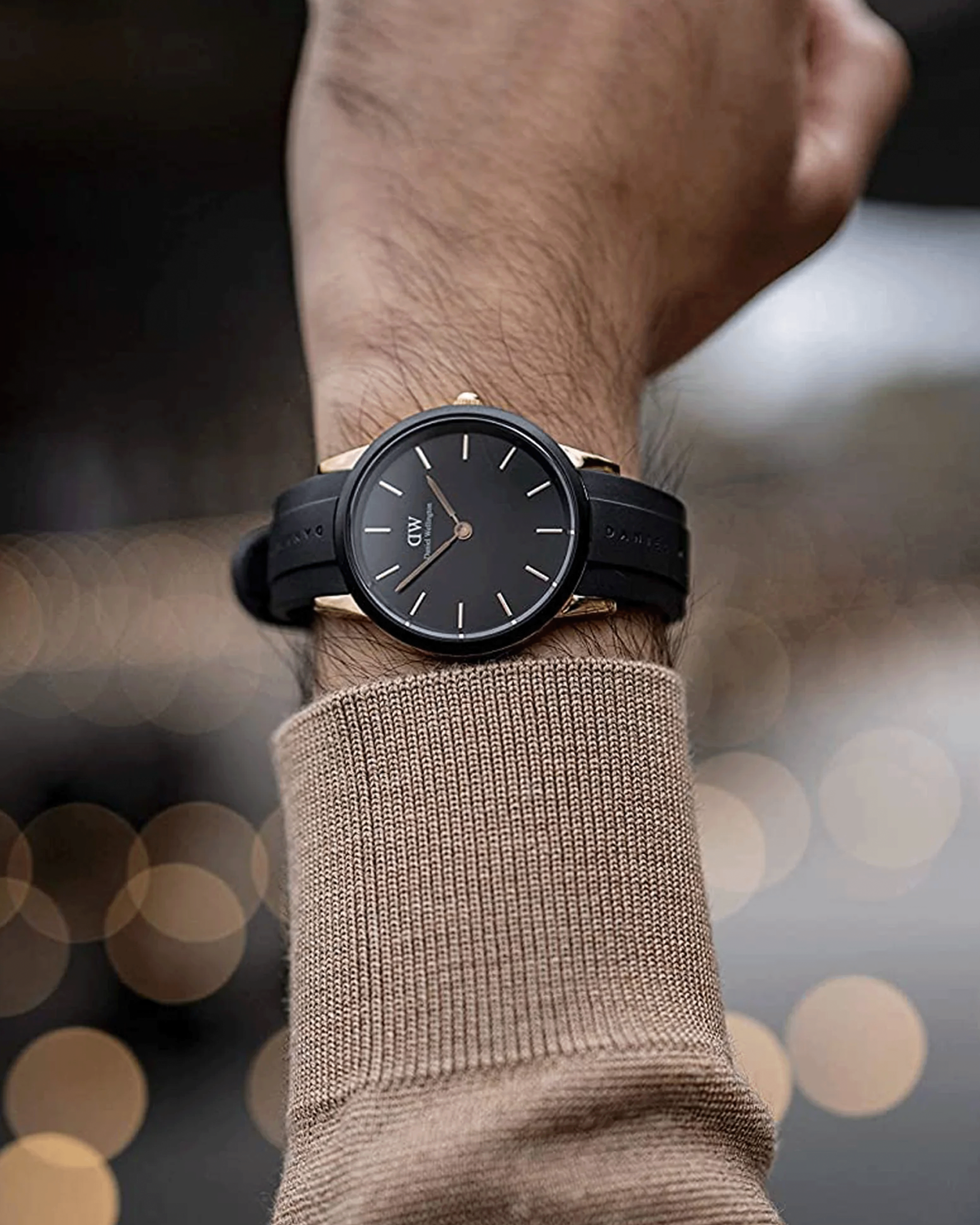 DW00100426 32mm Iconic Motion Watch
