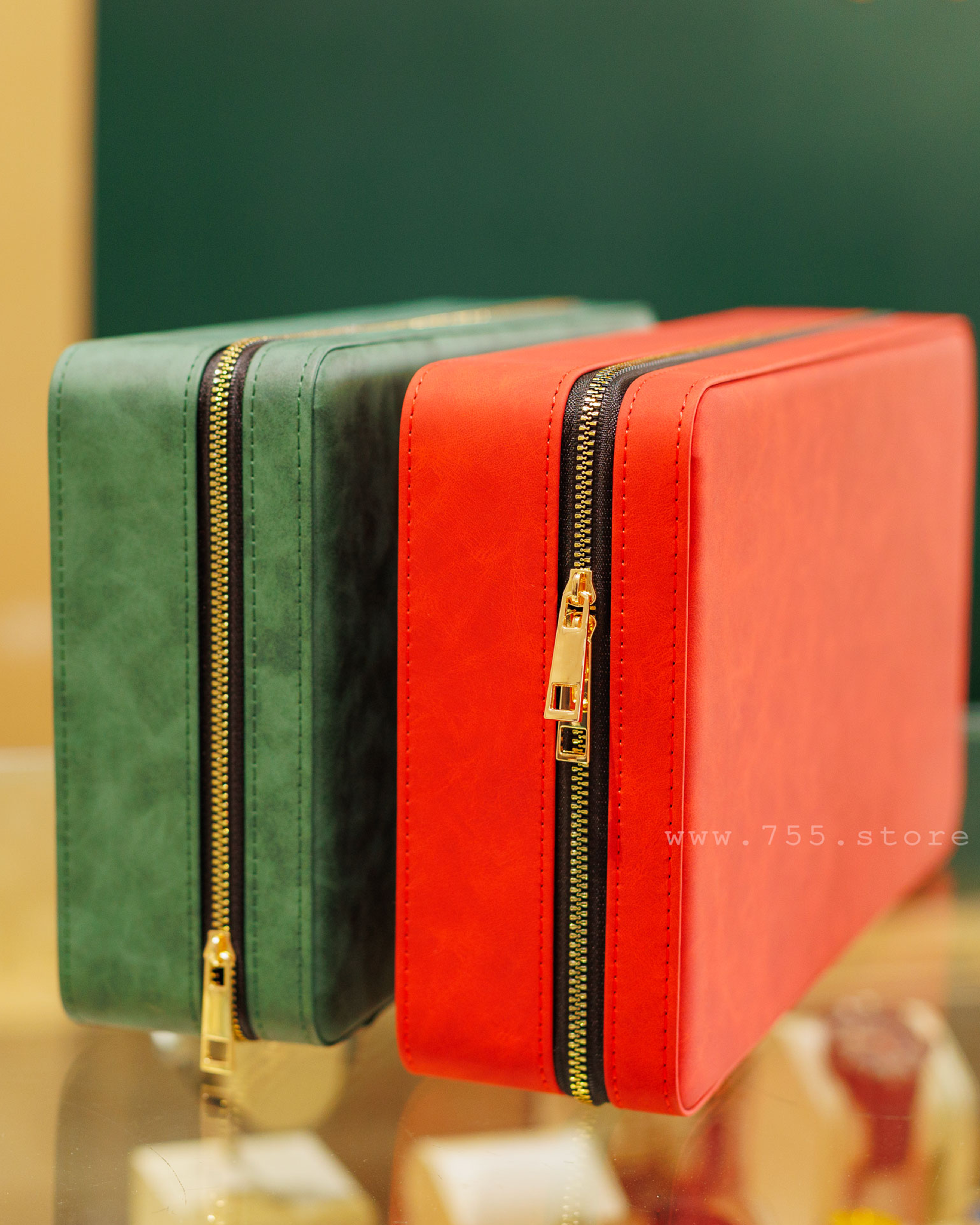 Mosaic 12 Red Watch Case