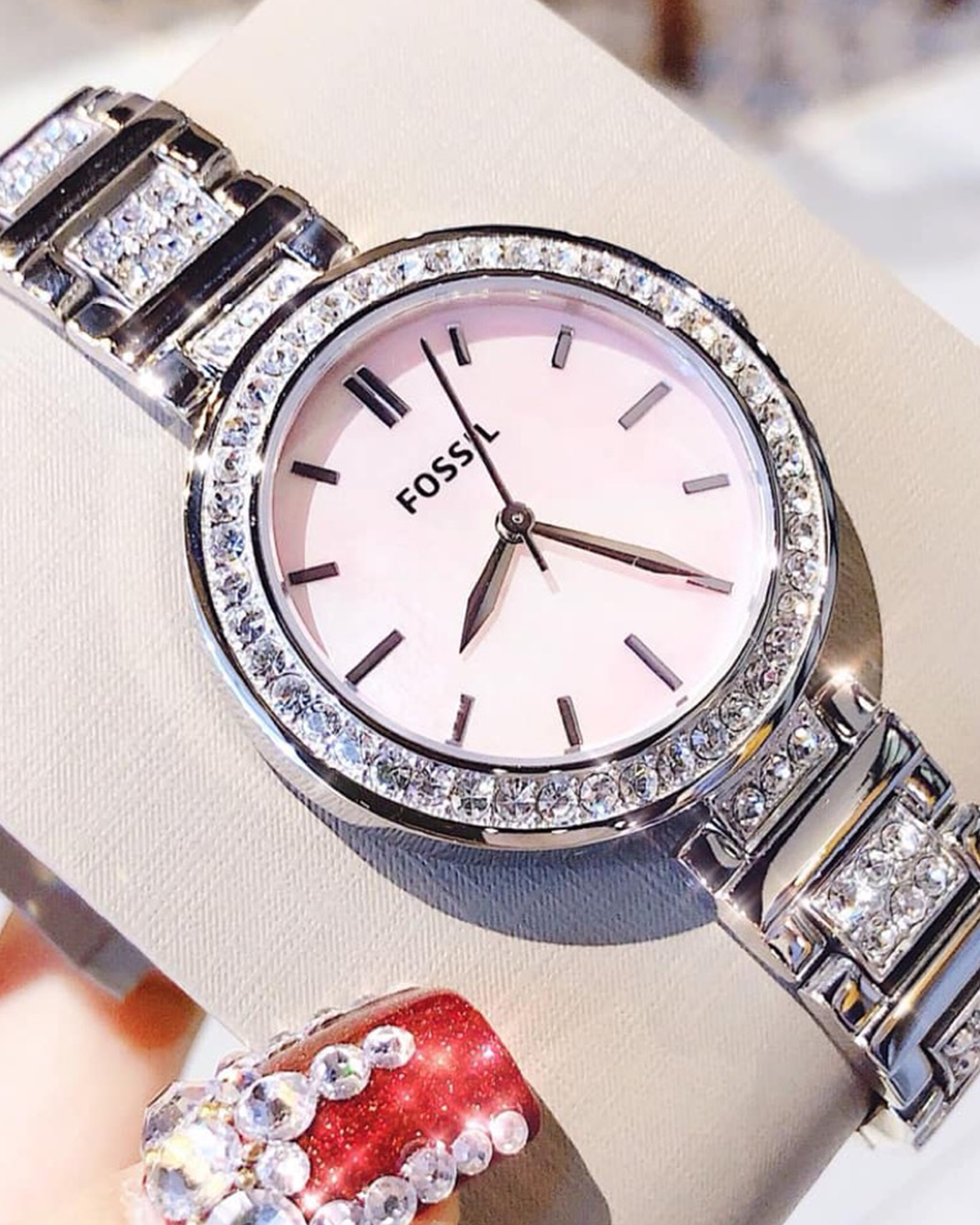 BQ3182 Karli Three-Hand