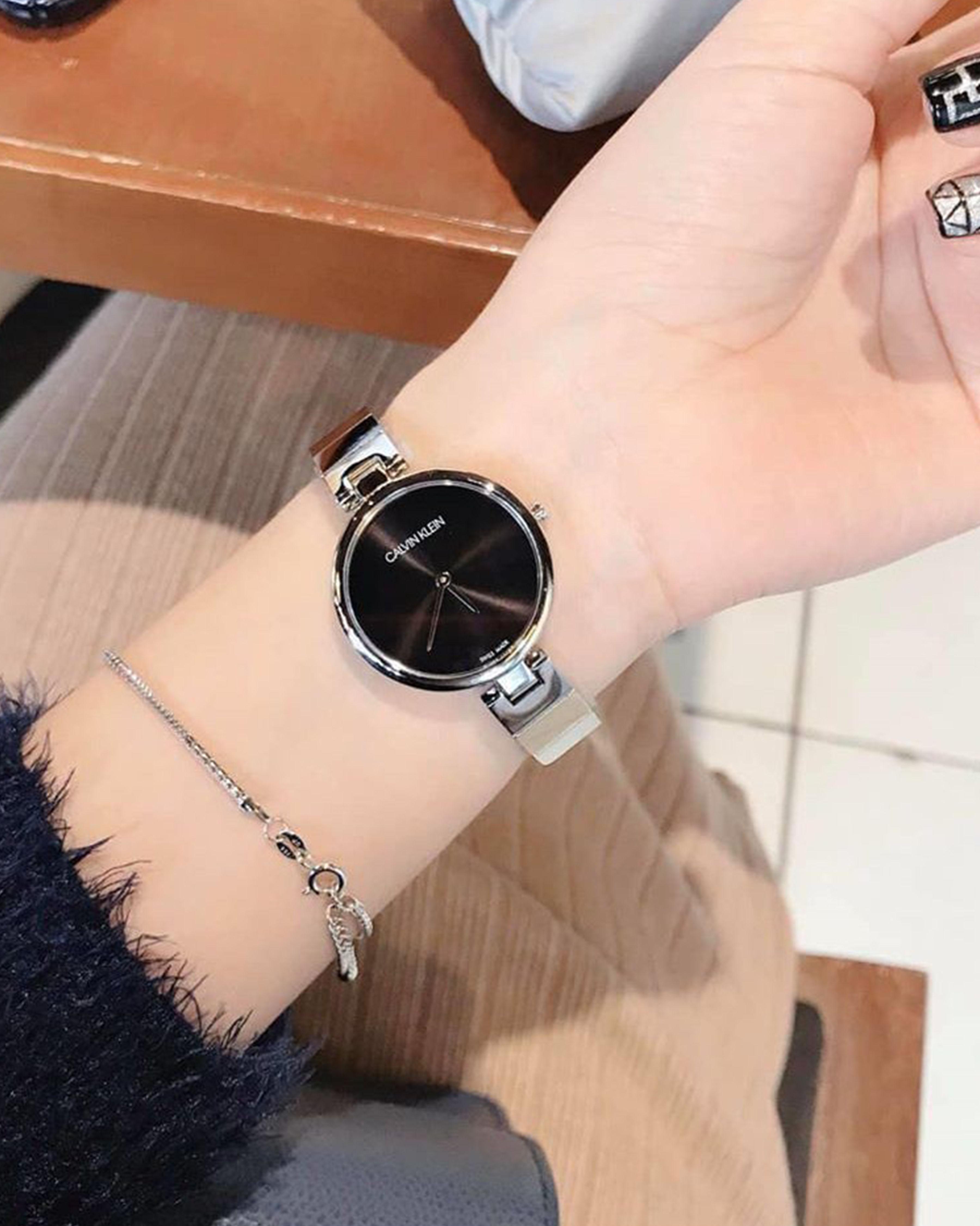 K8G23141 Authentic