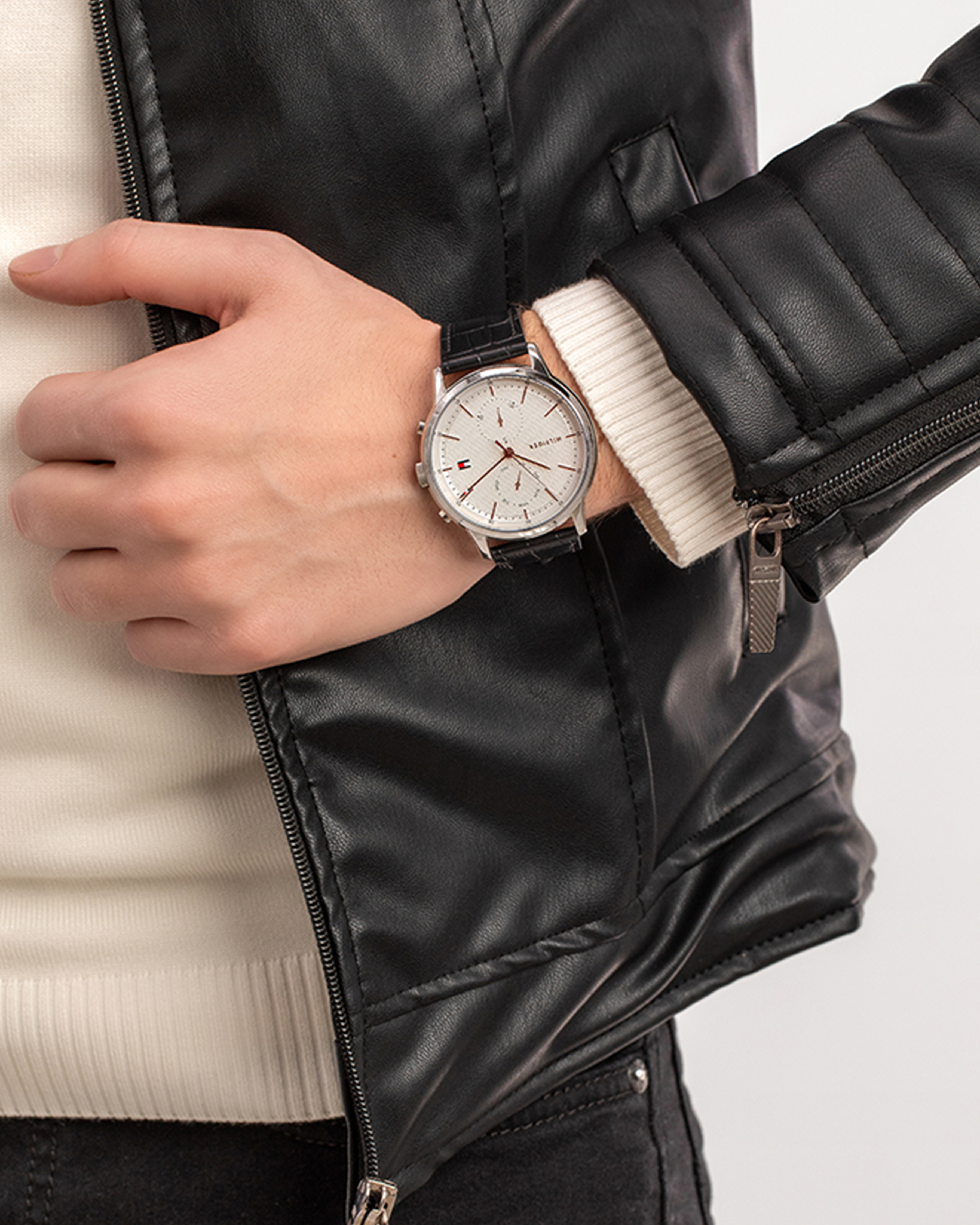 1710434 Easton Watch