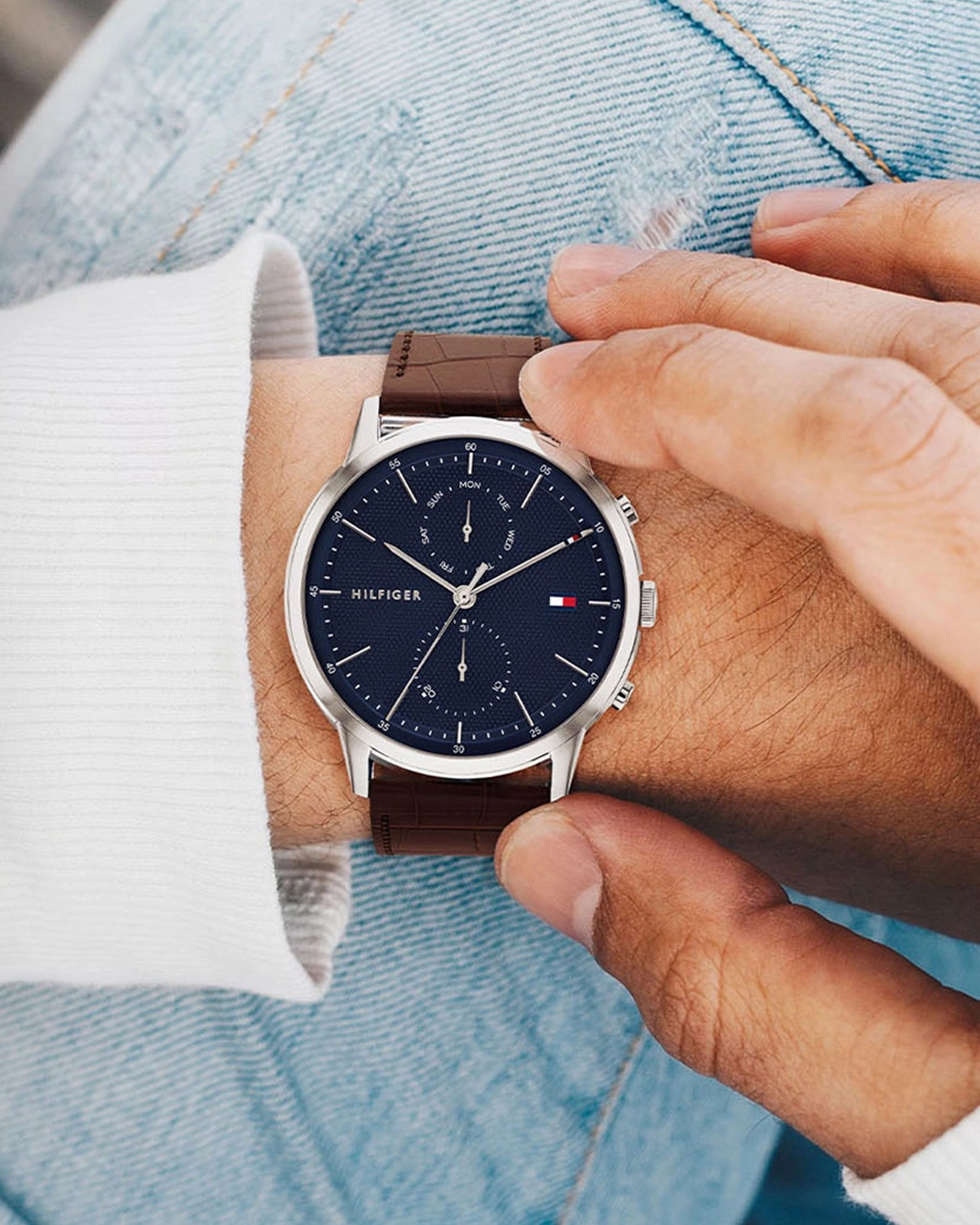 1710436 Easton Watch