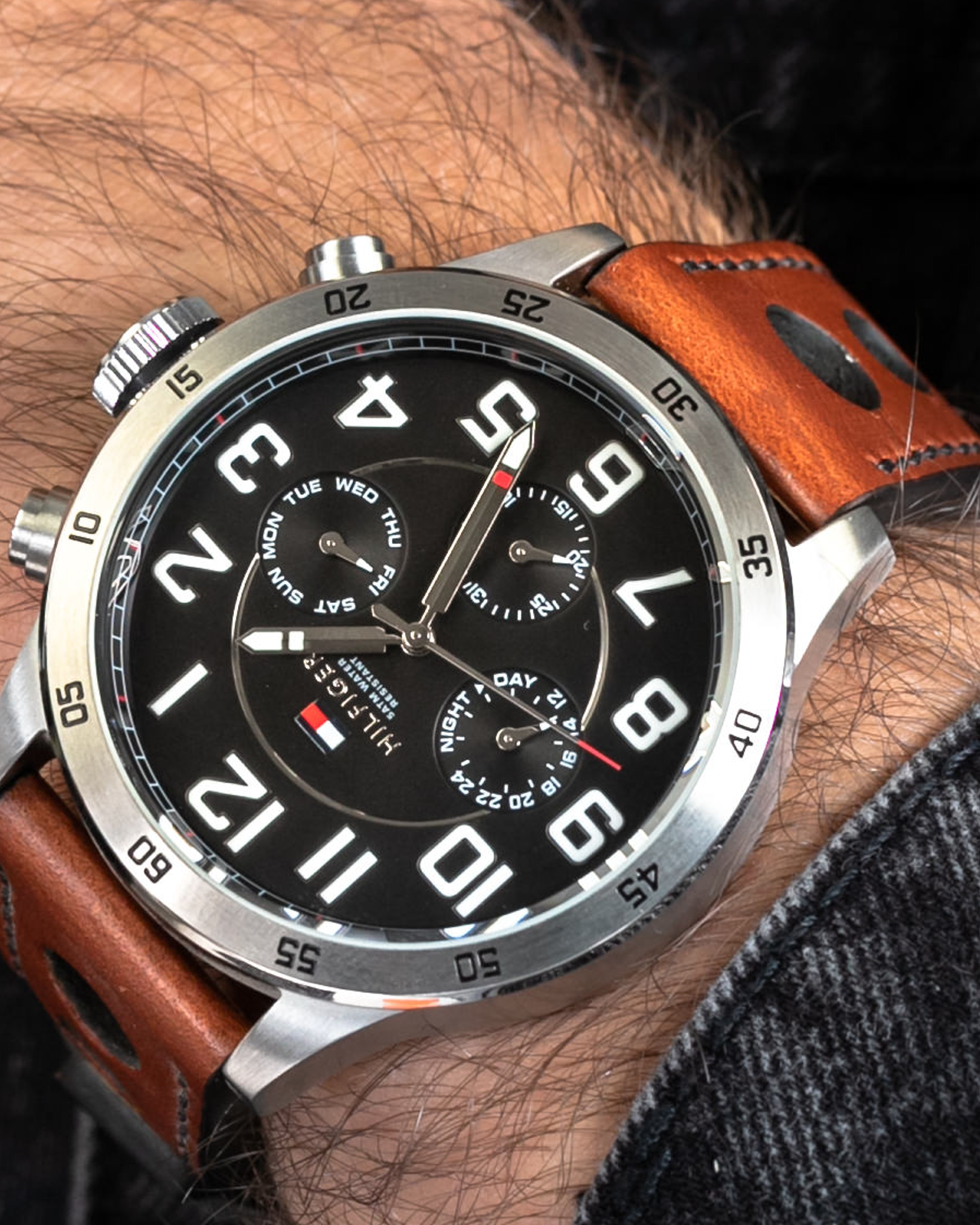 1791049 Trent Watch