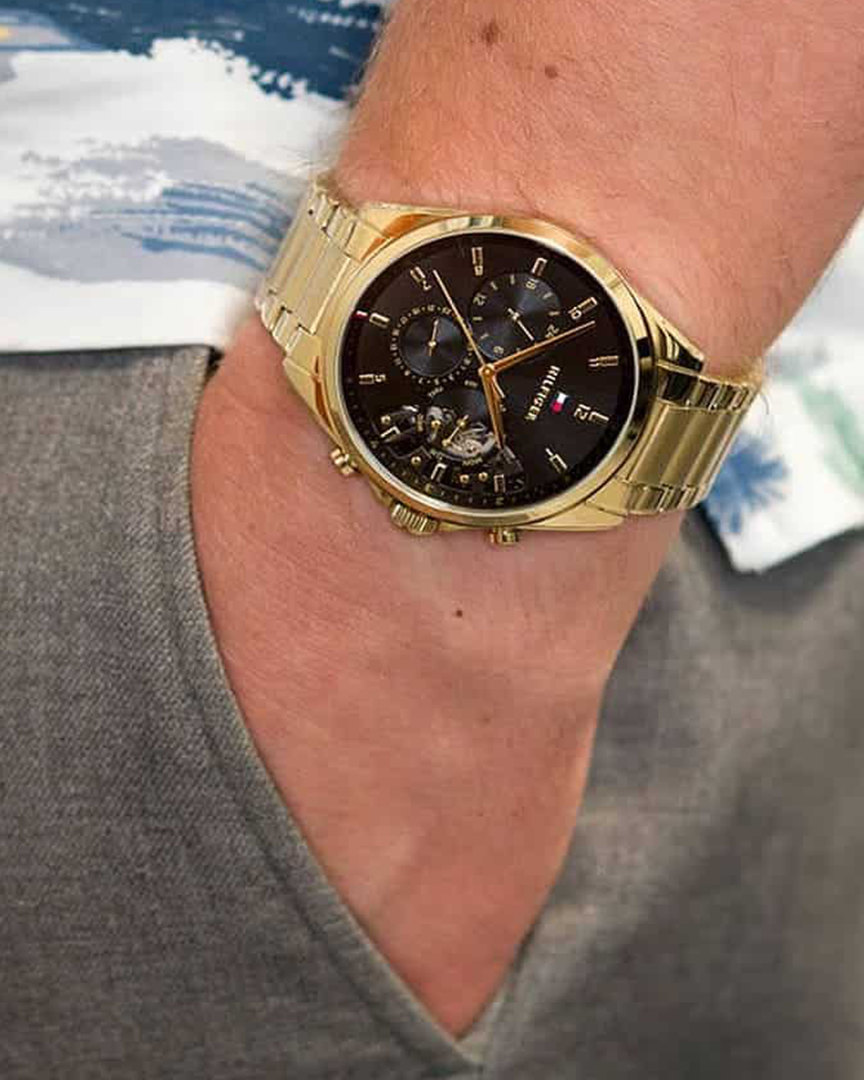 1710447 Baker Watch