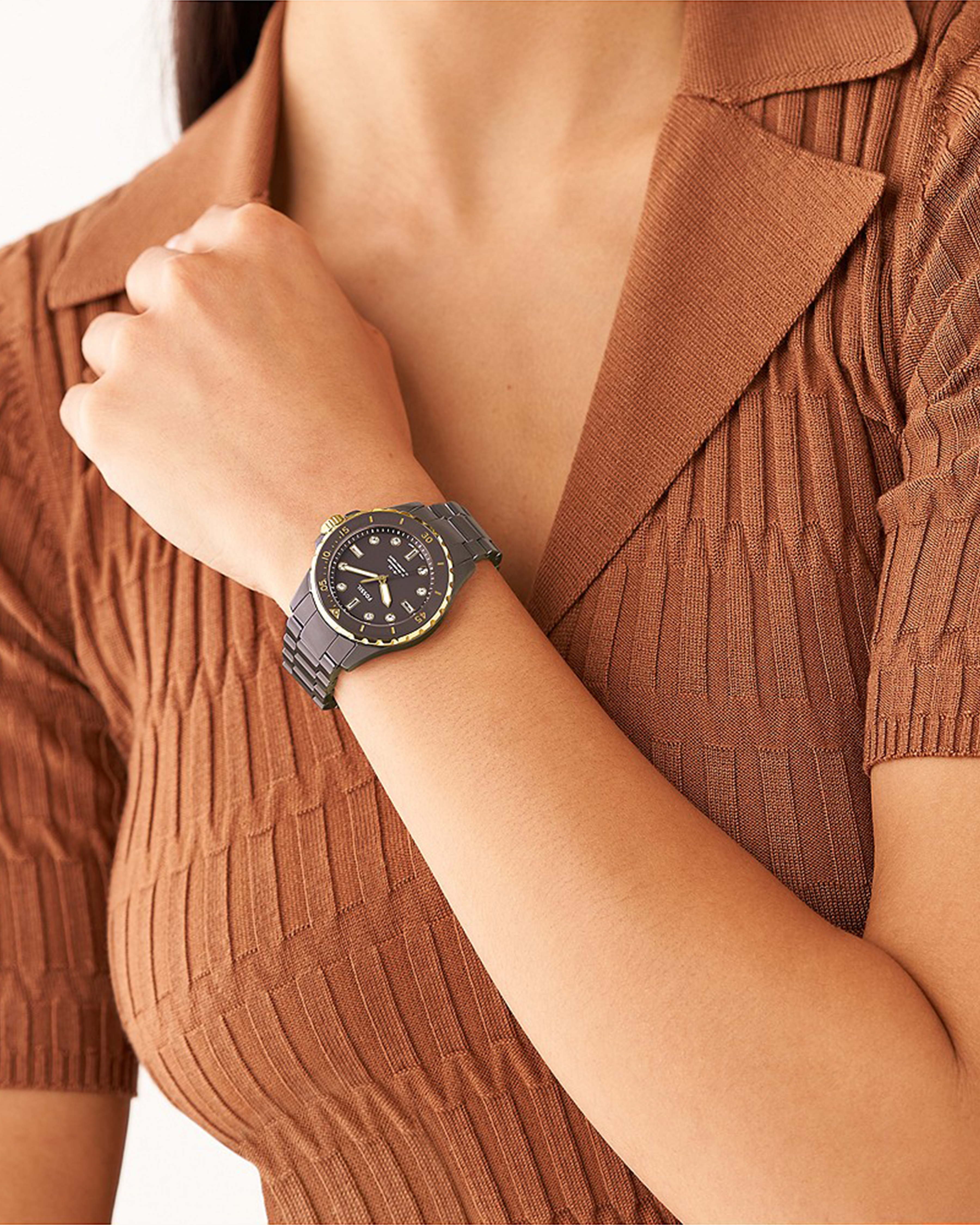 CE1121 FB-01 Analog Watch