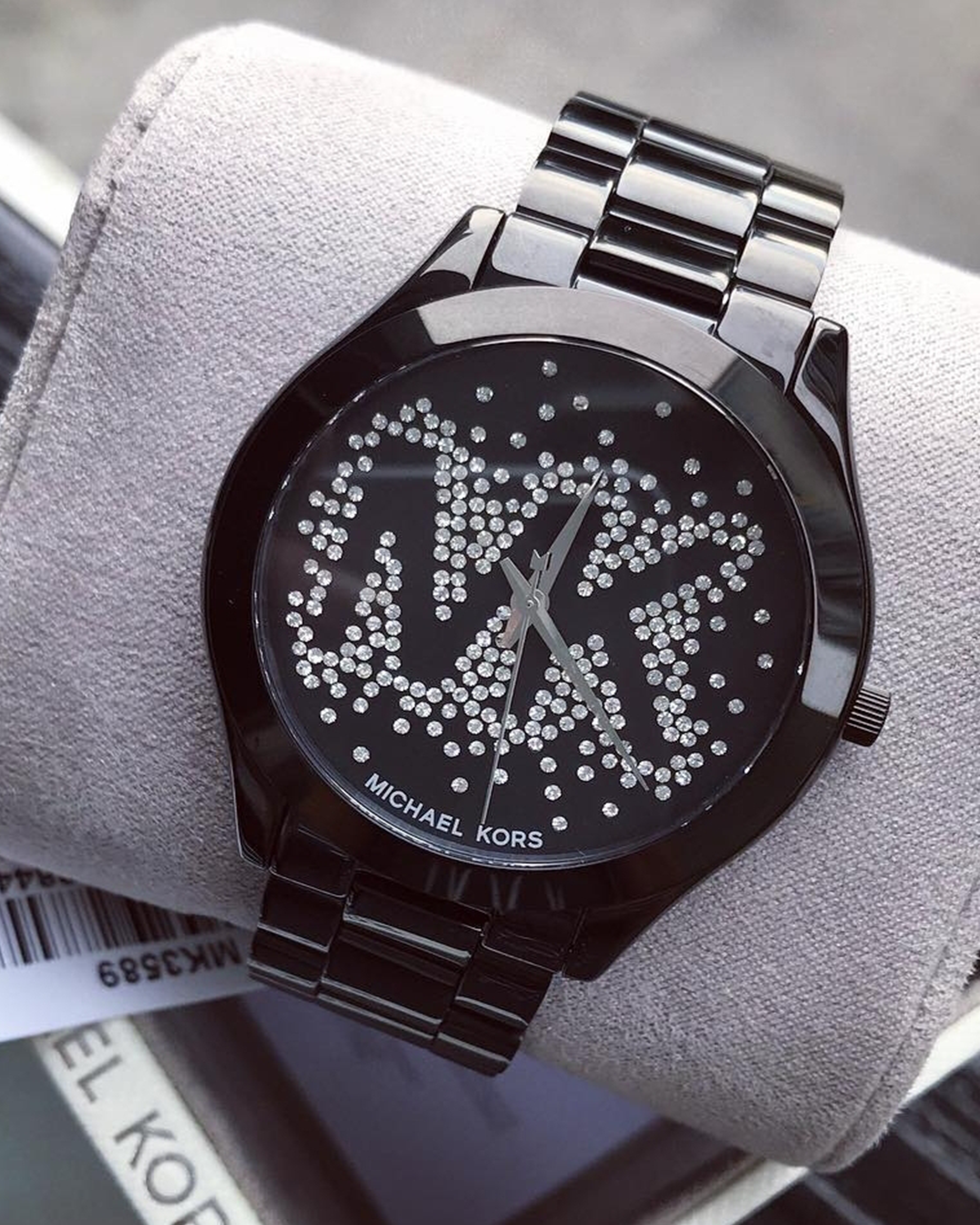 MK3589 Michael Kors Slim Runway