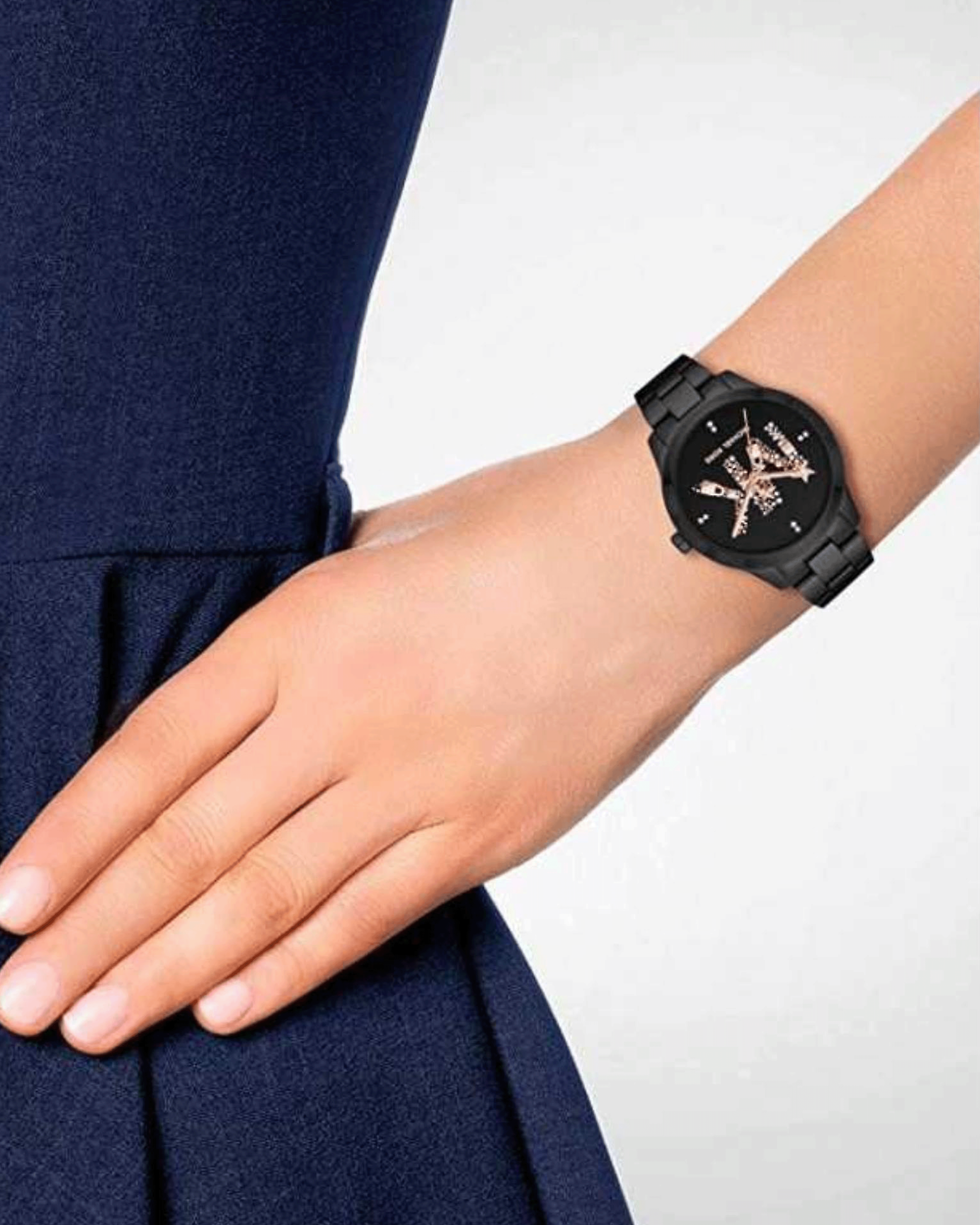 MK6683 Runway Watch