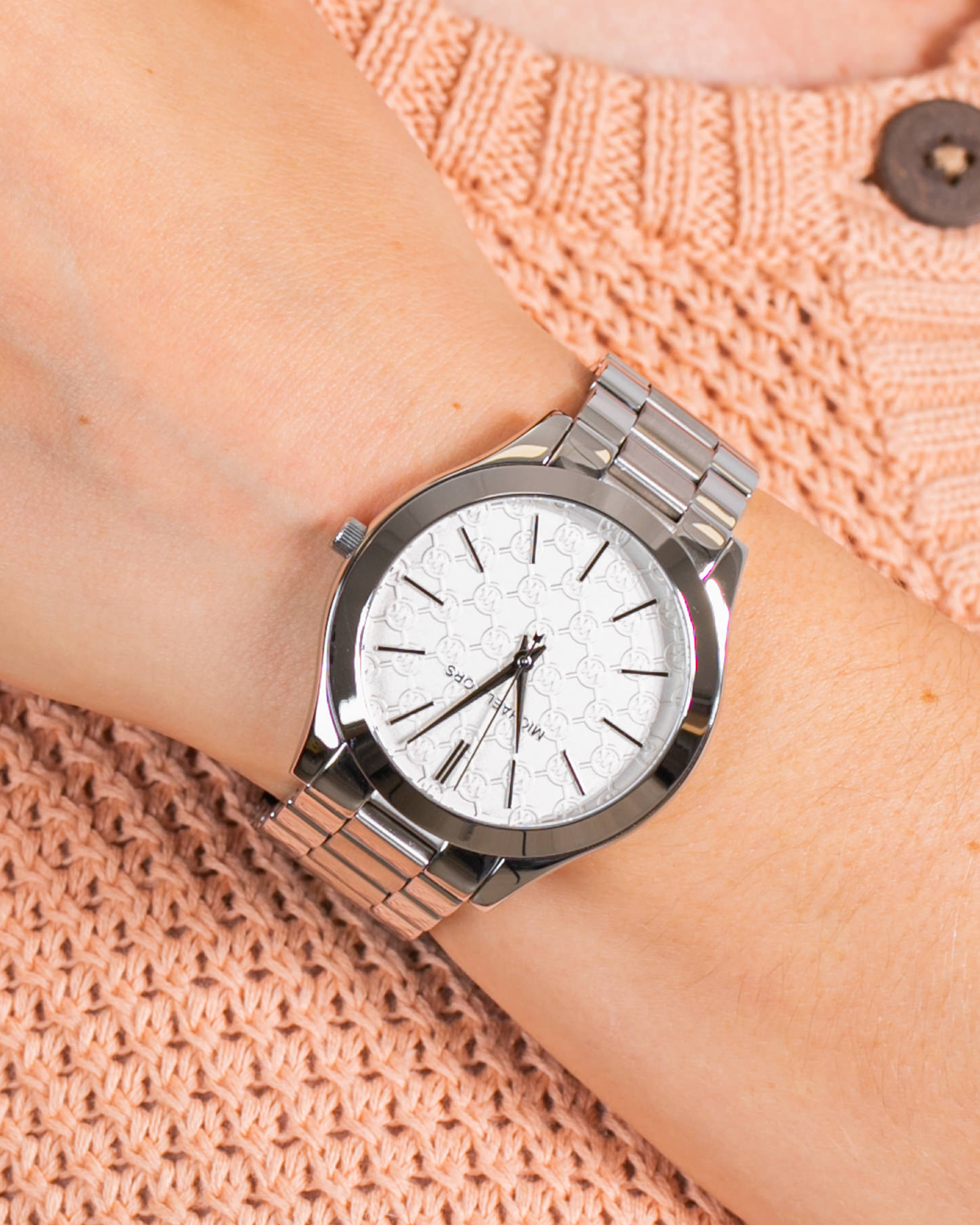 MK3371 Michael Kors Runway