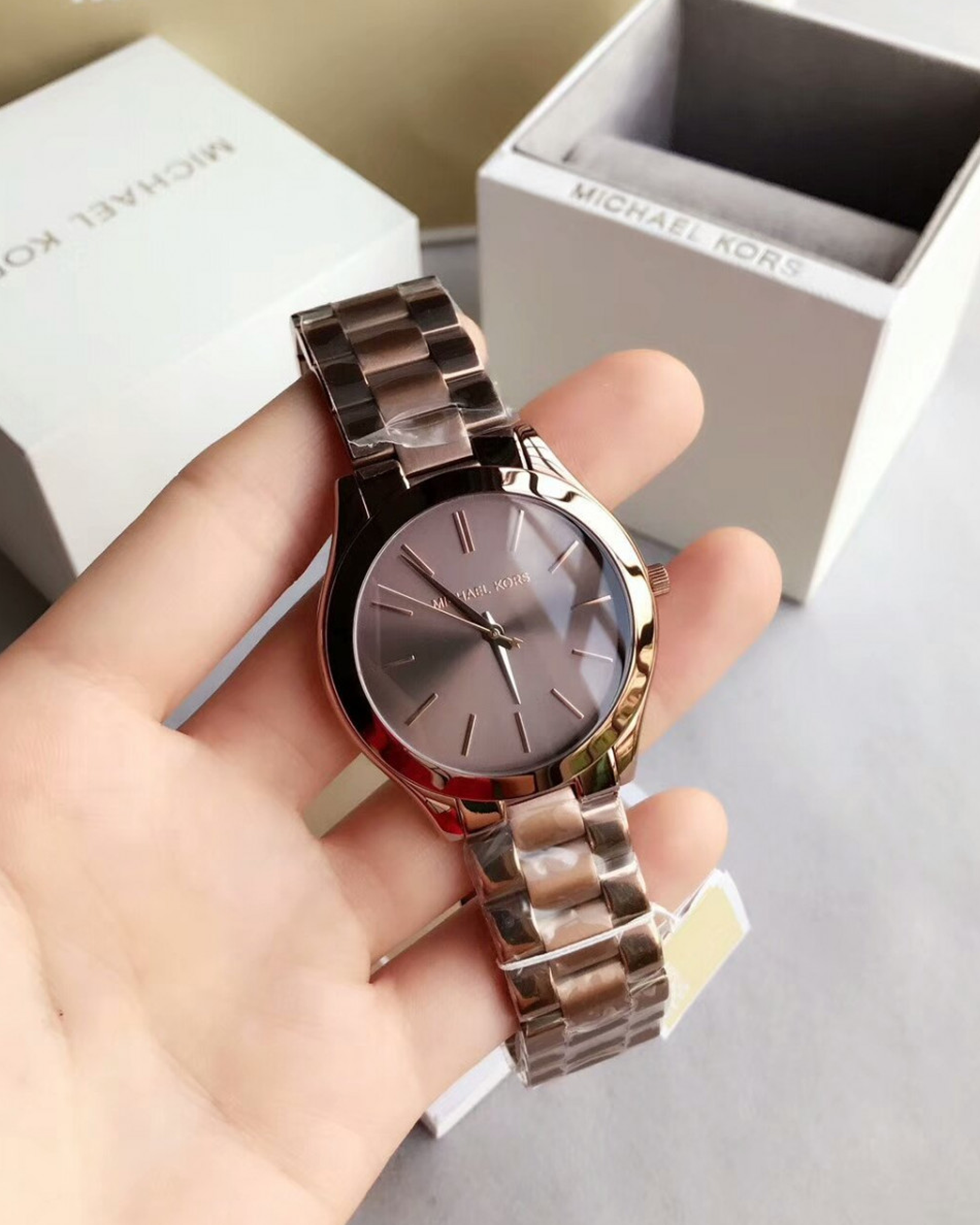 MK3418 Michael Kors Slim Runway