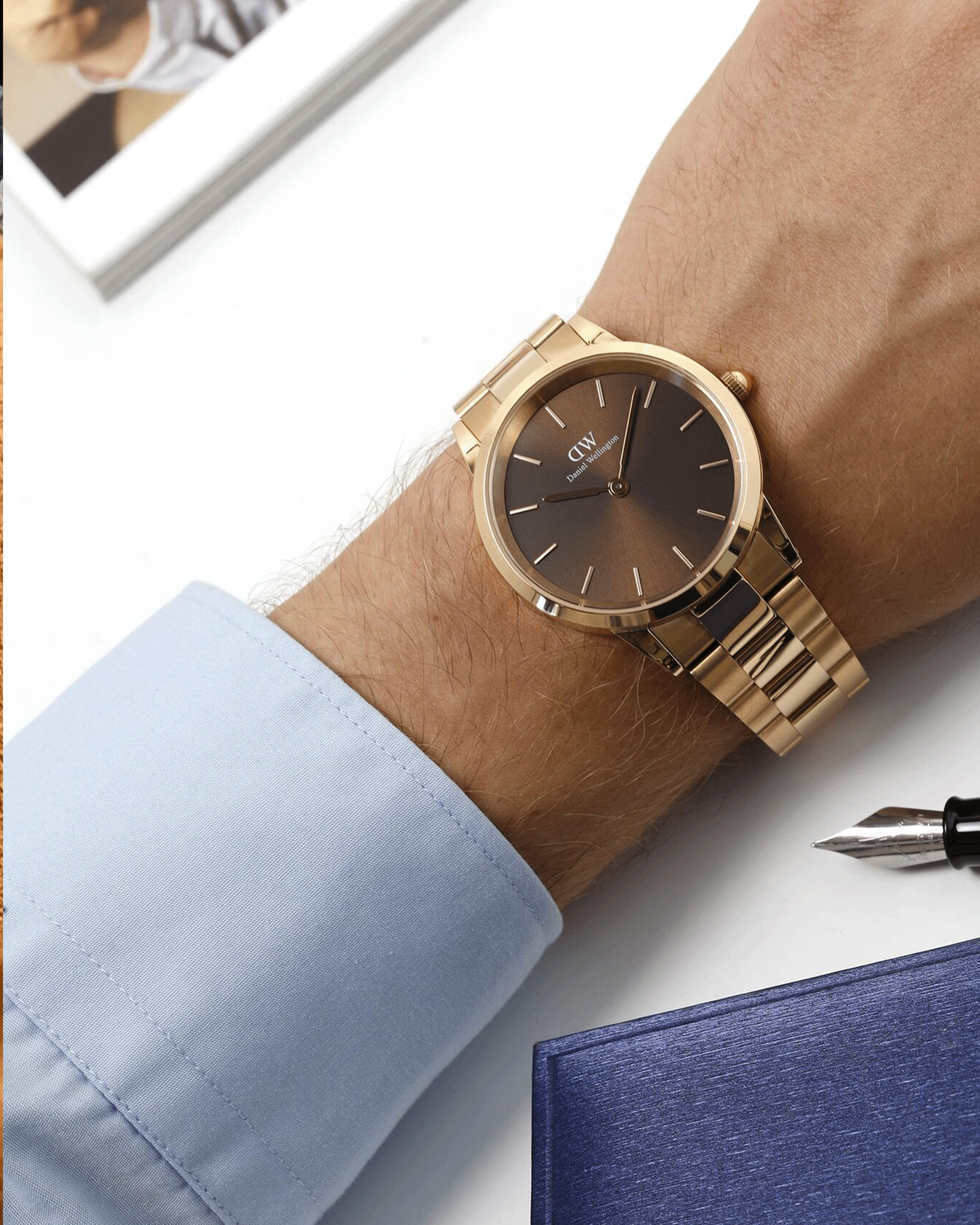 DW00100460 Iconic Link Watch 40mm