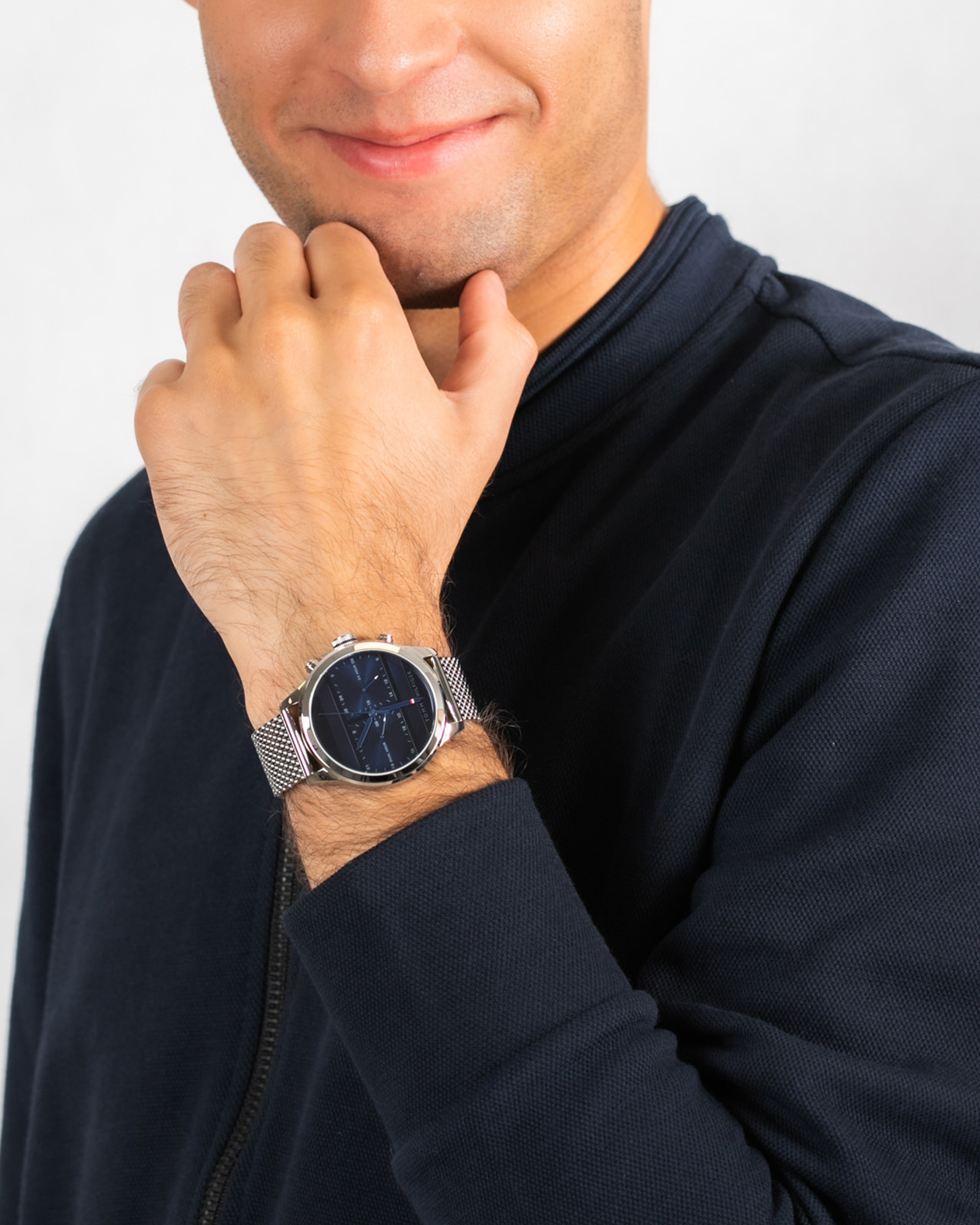 1791596 Icon Watch
