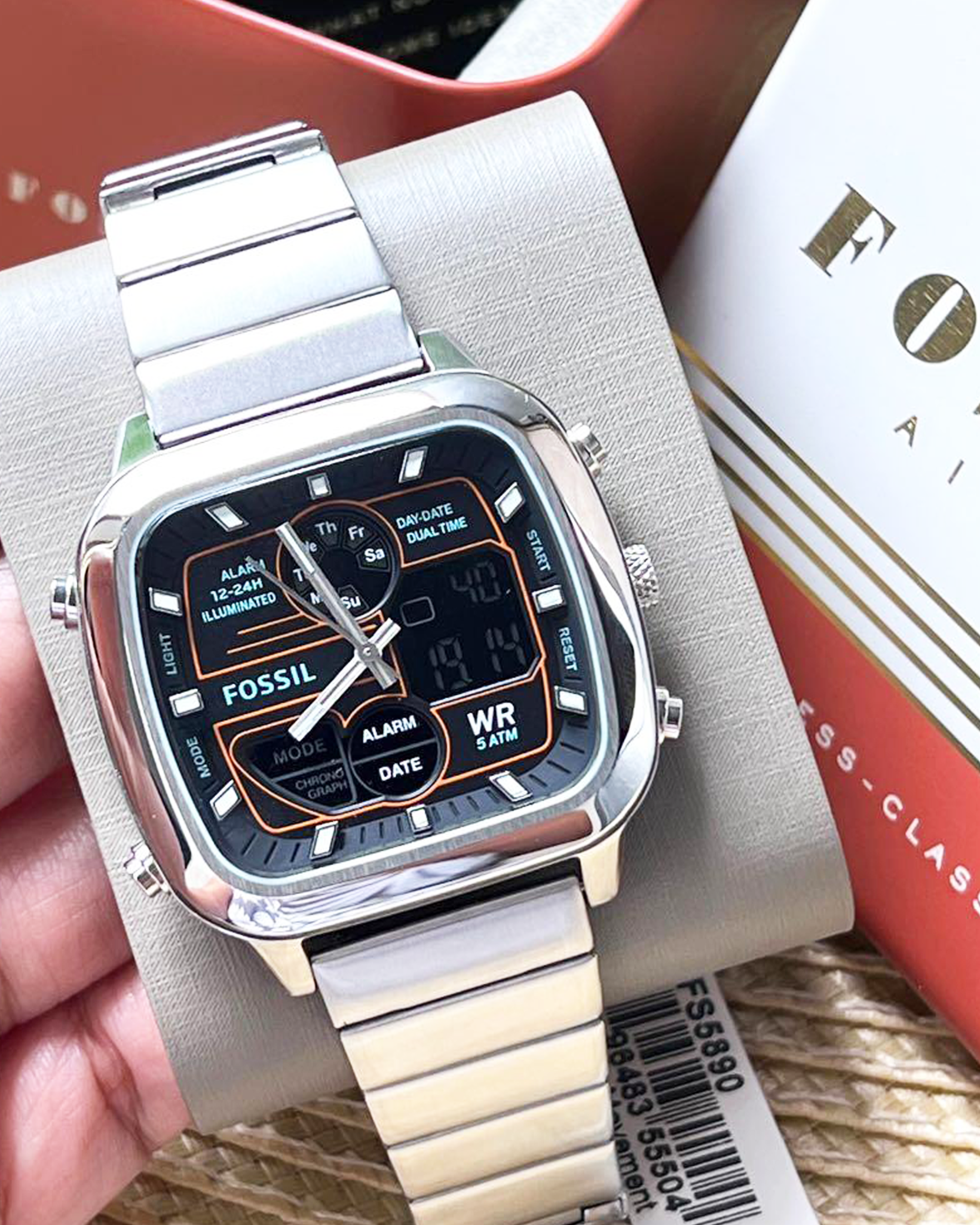FS5890 Retro Watch