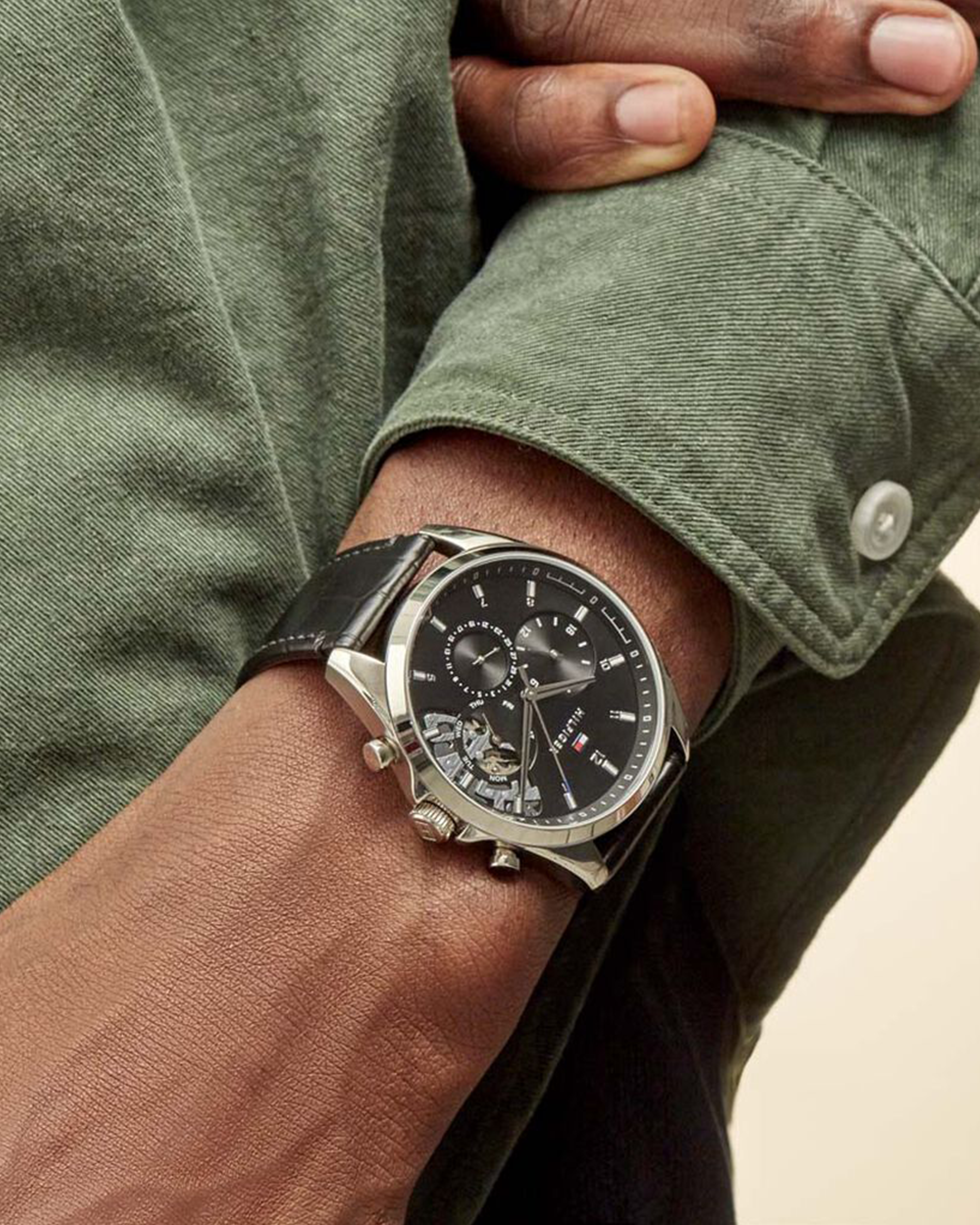 1710449 Baker Watch